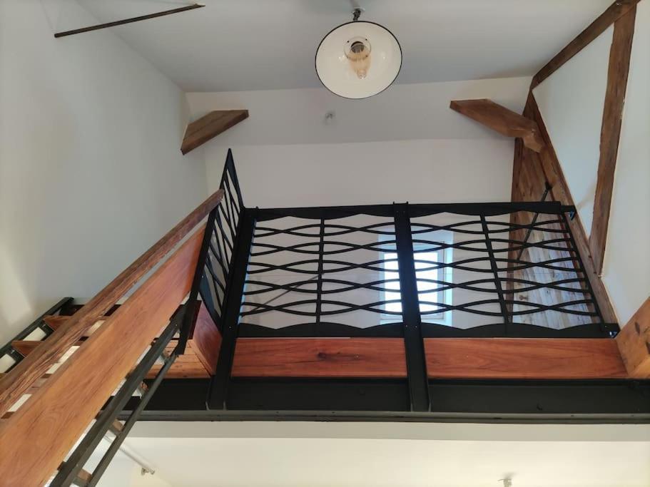 Appartement Duplex Dans Une Ancienne Usine Beaupreau-en-Mauges Luaran gambar