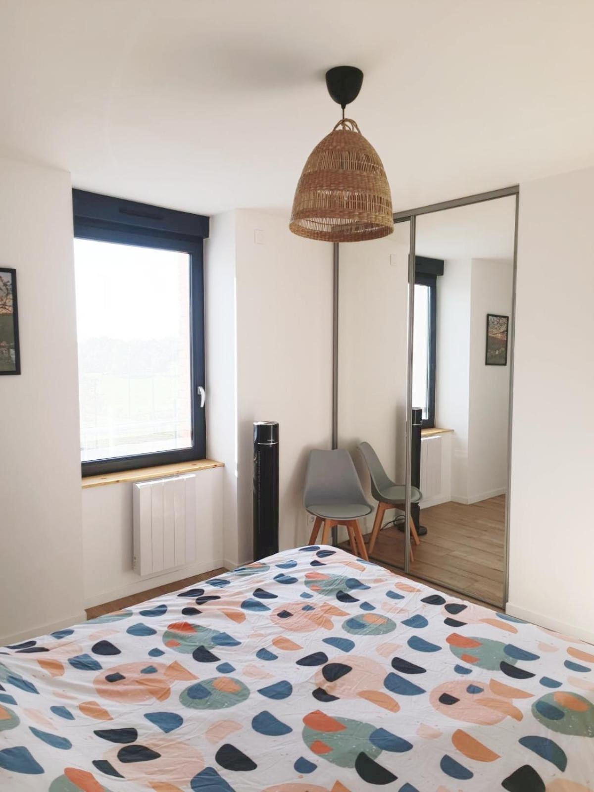 Appartement Duplex Dans Une Ancienne Usine Beaupreau-en-Mauges Luaran gambar